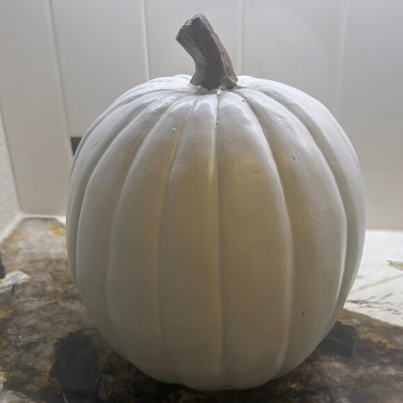 Give Thanks Pumpkin Thanksgiving Centerpiece Fall Home Decor - Picture 4 of 6